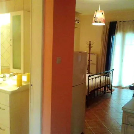 One Bedroom Appartement With Enclosed Garden And Wifi At Kontokali 3 Km Away From The Beach